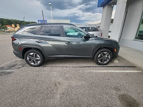 Used 2025 Hyundai Tucson SEL AWD/4WD image 16