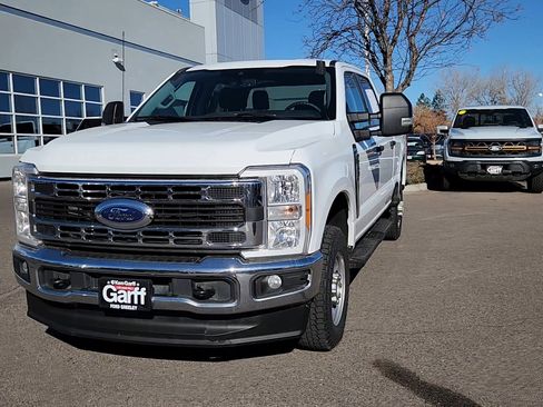 Used 2023 Ford F250 XLT w/ FX4 Off-Road Package image 2