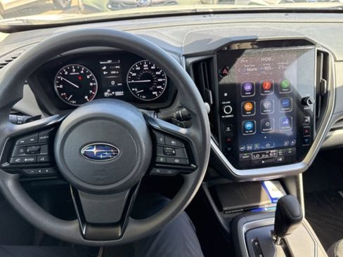 Used 2024 Subaru Crosstrek 2.0i Premium AWD/4WD image 6