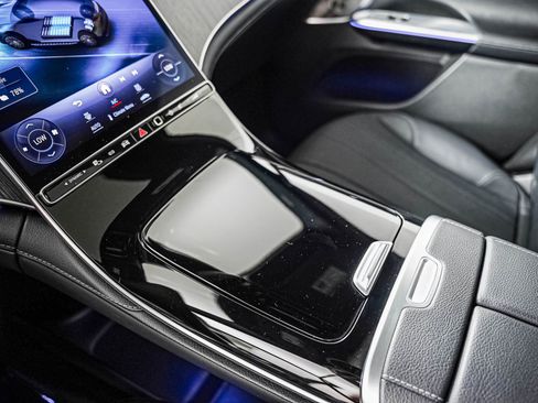 Certified 2023 Mercedes-Benz EQE 350+ SUV image 17