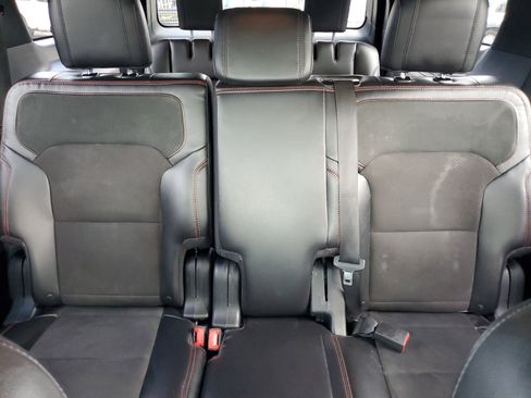 Used 2018 Ford Explorer XLT w/ Equipment Group 202A image 26