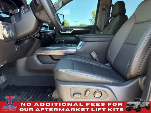 Used 2026 Chevrolet Silverado 2500 LTZ w/ LTZ Plus Package AWD/4WD image 20