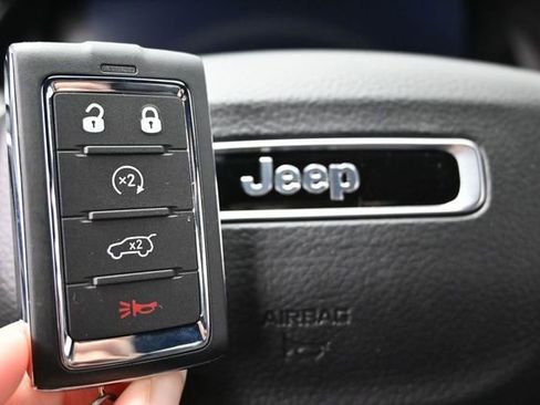 New 2026 Jeep Grand Cherokee L Limited AWD/4WD image 49