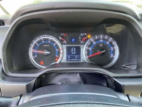 Used 2014 Toyota 4Runner Limited image 28