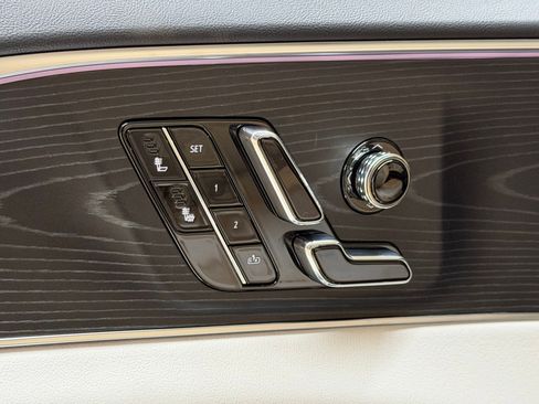 New 2026 Cadillac Lyriq Sport AWD/4WD image 17