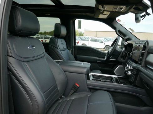 New 2026 Ford F350 Platinum w/ FX4 Off-Road Package image 10