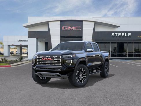 New 2026 GMC Canyon Denali image 8