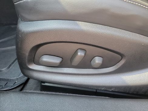 Used 2014 Buick LaCrosse Leather FWD image 20