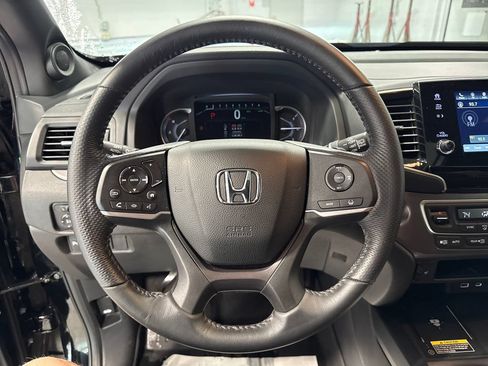 Used 2024 Honda Passport EX-L image 6