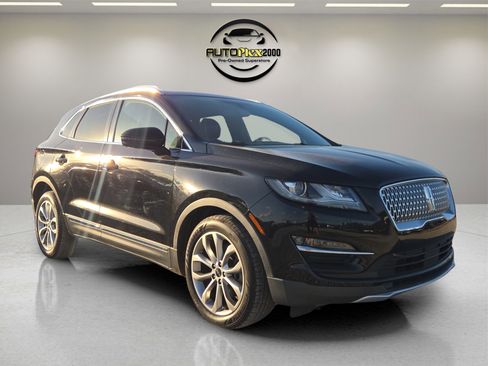 Used 2019 Lincoln MKC Select w/ Select Plus Package image 1