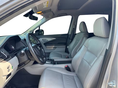 Used 2021 Honda Pilot Special Edition image 9