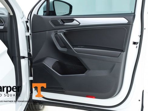 Used 2023 Volkswagen Tiguan S image 31