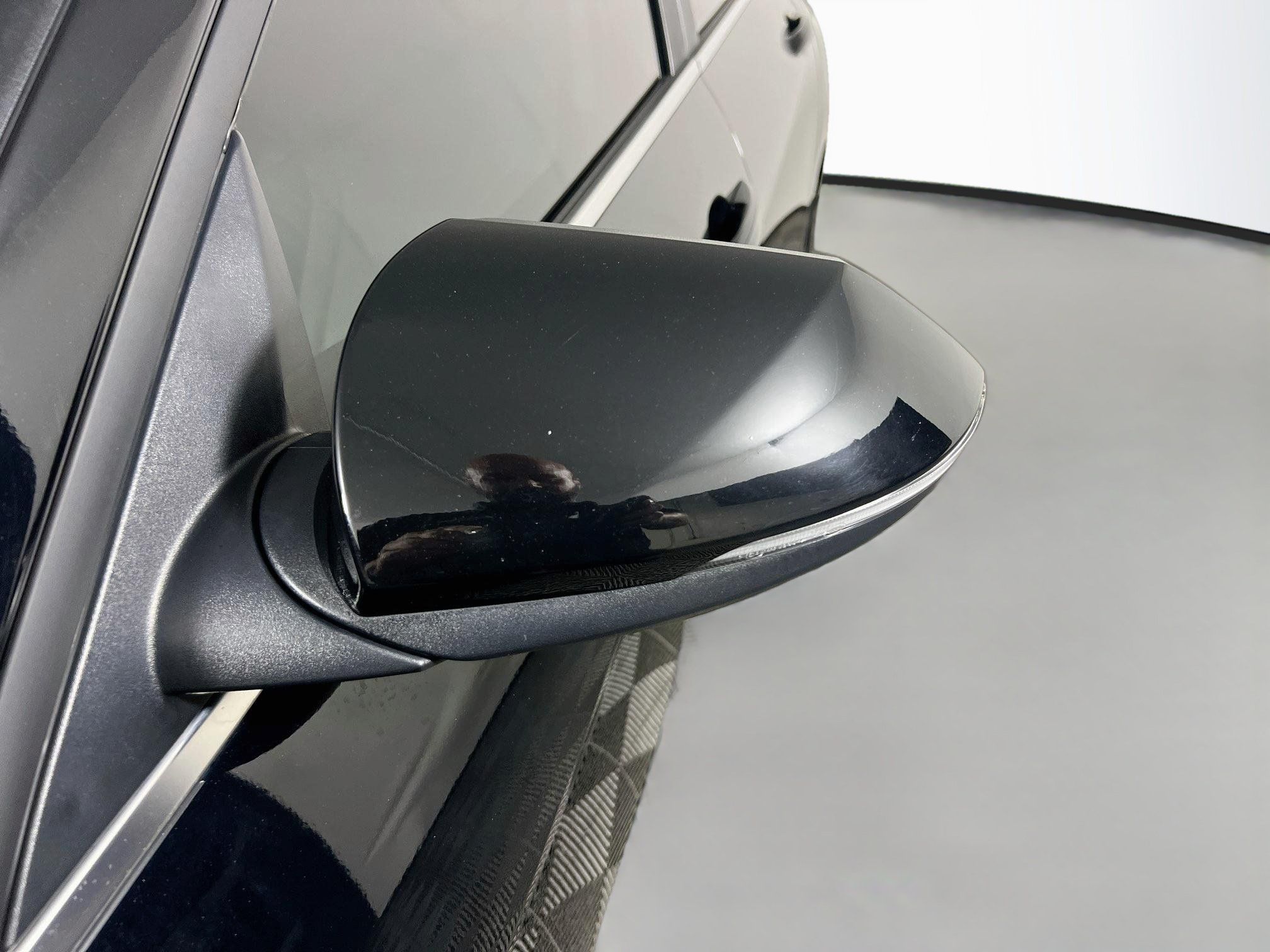 Used 2023 Hyundai Elantra Limited FWD image 12