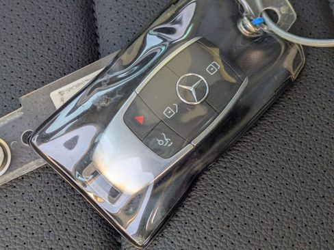 New 2025 Mercedes-Benz GLE 350 4MATIC image 38