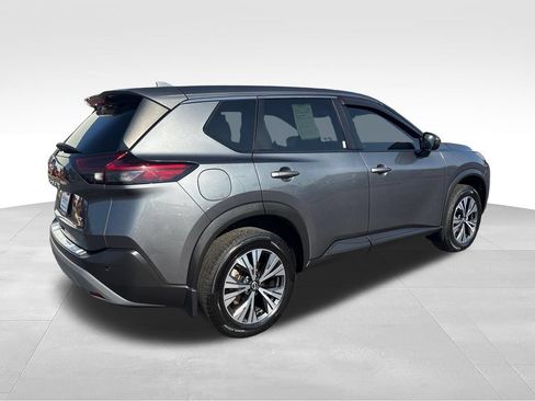 Used 2022 Nissan Rogue SV FWD image 5