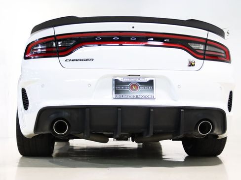 Used 2022 Dodge Charger Scat Pack RWD image 32