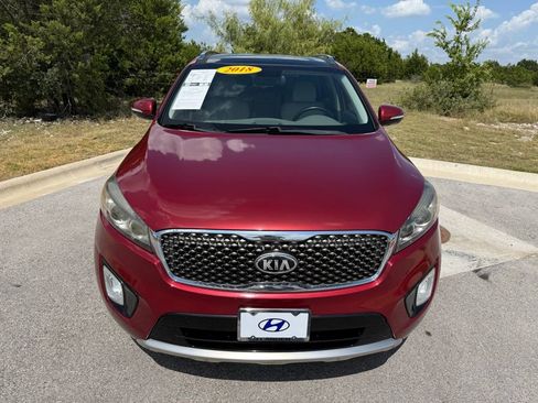 Used 2018 Kia Sorento SX image 2