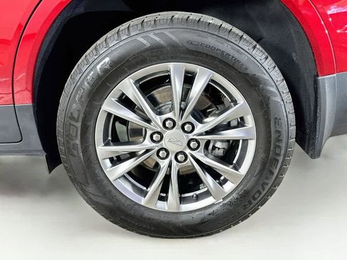 Used 2021 Cadillac XT5 Premium Luxury FWD image 8