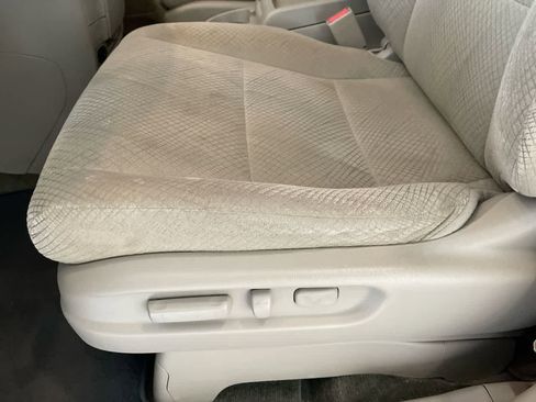 Used 2016 Honda Odyssey EX image 12