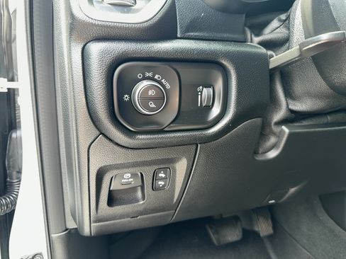 Used 2021 RAM 1500 Big Horn AWD/4WD image 20