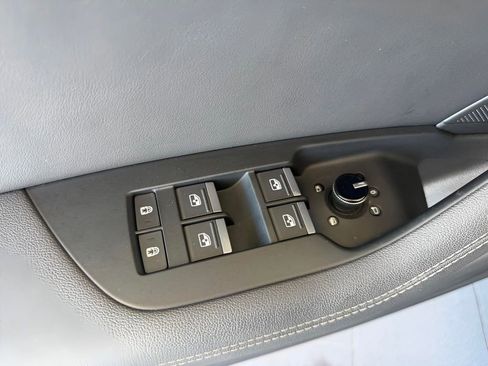 Used 2024 Audi A6 Premium Plus image 13