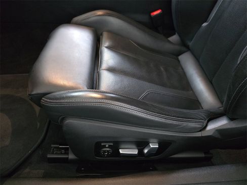 Used 2023 BMW M4 xDrive Competition w/ Executive Package image 31