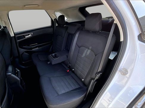 Used 2018 Ford Edge SEL FWD image 26