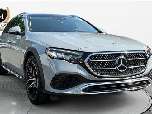Used 2025 Mercedes-Benz E 450 4MATIC All-Terrain Wagon w/ Driver Assistance Package image 7