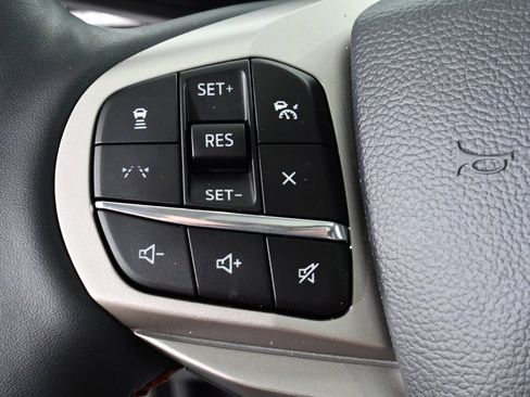 New 2025 Ford Explorer Active w/ Active Comfort Package image 33