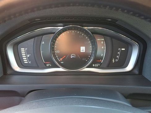 Used 2016 Volvo S60 T5 Inscription Platinum image 23