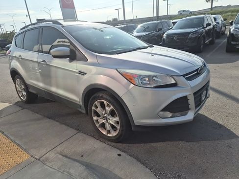 Used 2013 Ford Escape SE FWD image 3