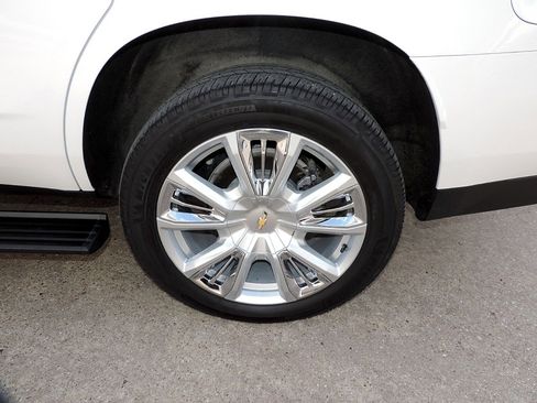 Used 2023 Chevrolet Tahoe High Country image 11