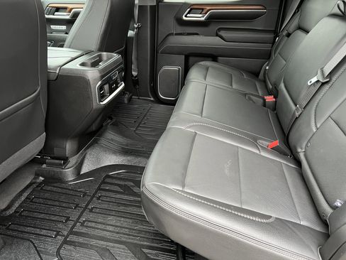 Used 2023 GMC Sierra 1500 Denali w/ Denali Reserve Package image 15