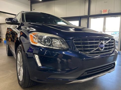 Used 2017 Volvo XC60 T5 Inscription w/ Preferred Option Package FWD image 20