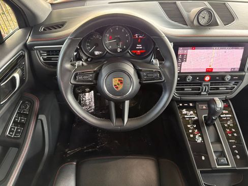 Certified 2023 Porsche Macan Turbo AWD/4WD image 15