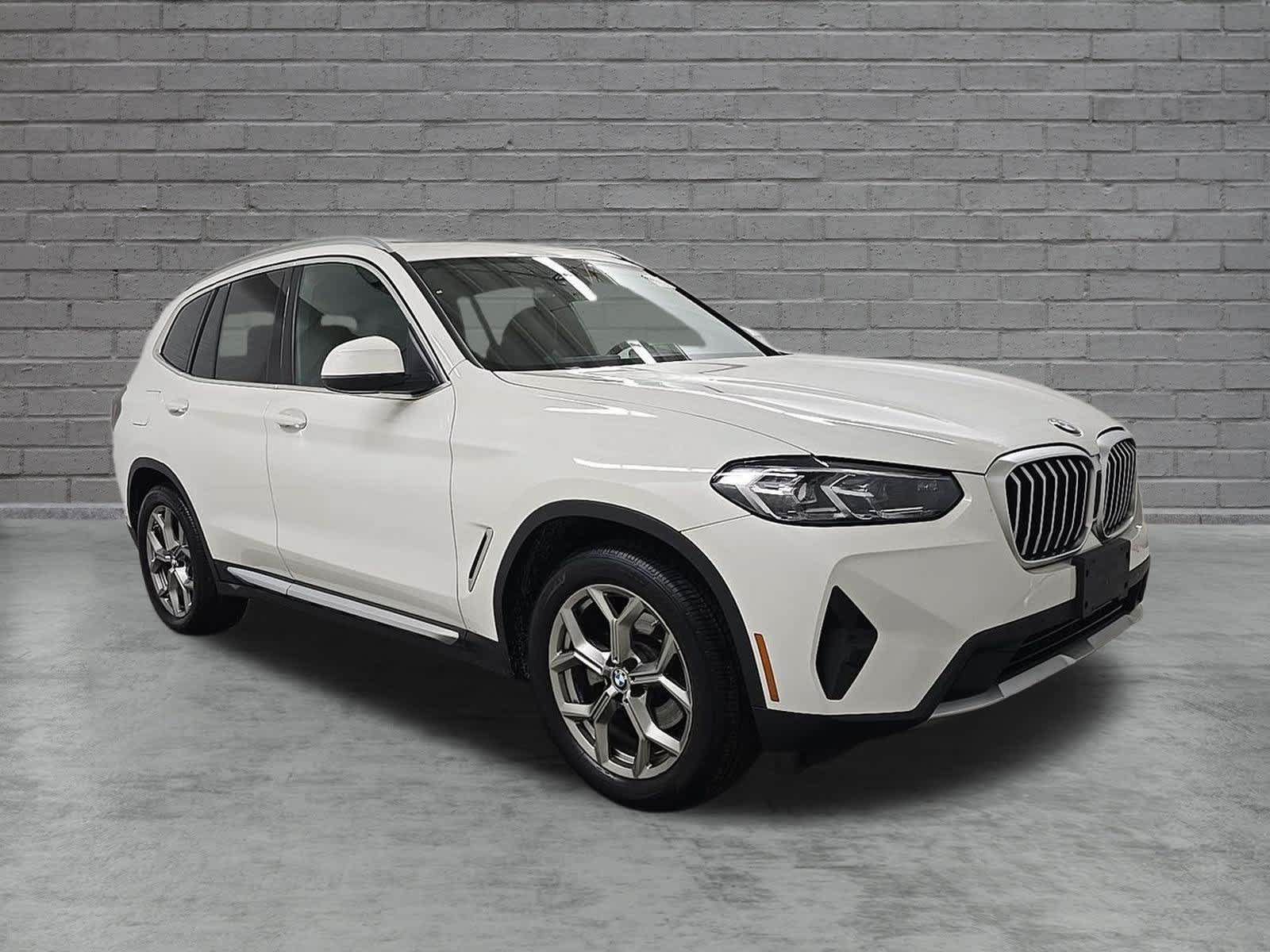 Used 2024 BMW X3 xDrive30i w/ Convenience Package AWD/4WD image 3