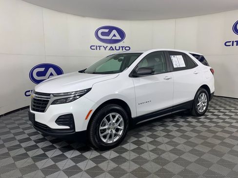 Used 2023 Chevrolet Equinox LS w/ LS Convenience Package image 7