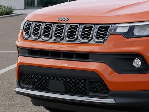 New 2026 Jeep Compass Latitude image 11