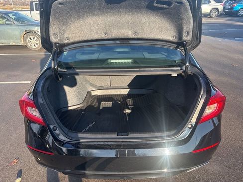 Used 2022 Honda Accord Sport Special Edition image 11