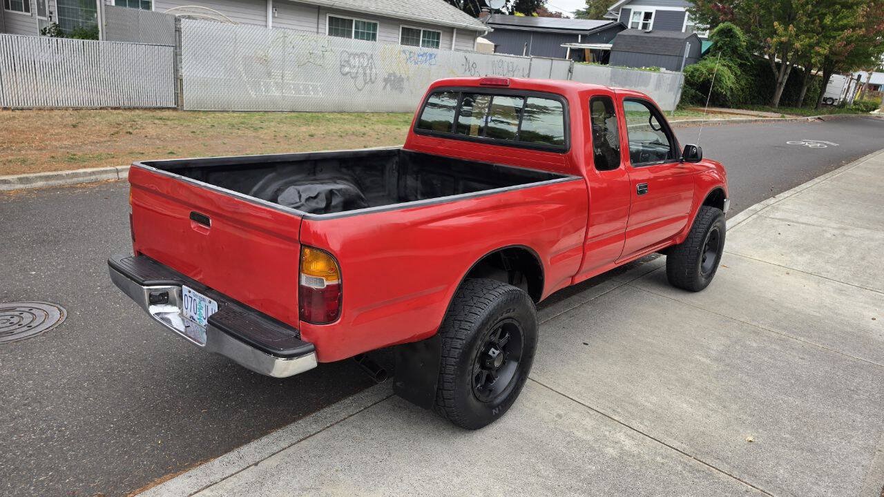 Used 1997 Toyota Tacoma 4x4 Xtracab V6 w/ LX Pkg image 5
