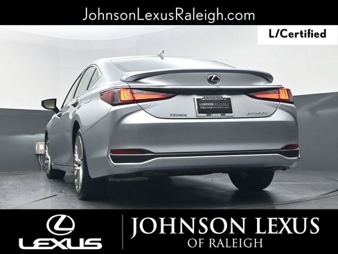 Certified 2023 Lexus ES 300h Ultra Luxury w/ Accessory Package (Z2) image 19
