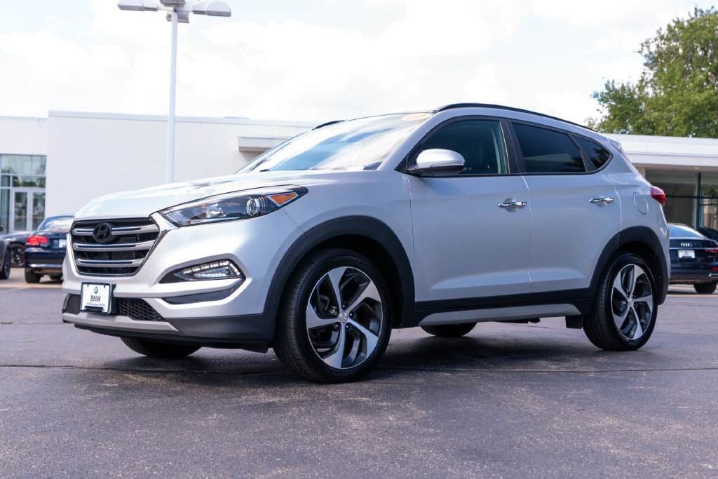 Used 2017 Hyundai Tucson Limited w/ Limited Ultimate Package 03 AWD/4WD image 3