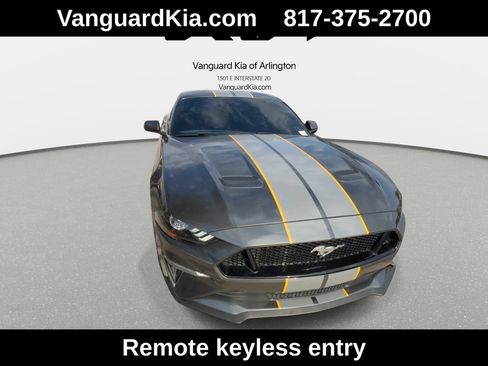 Used 2018 Ford Mustang GT RWD image 3