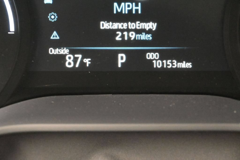 Used 2025 Toyota Sienna XLE w/ XLE Plus Package FWD image 28