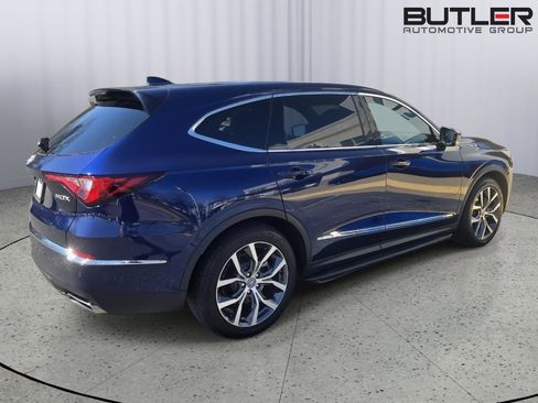 Certified 2024 Acura MDX FWD w/ Technology Package image 5