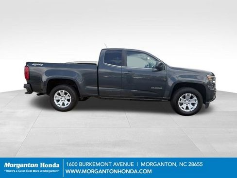 Used 2018 Chevrolet Colorado LT AWD/4WD image 10