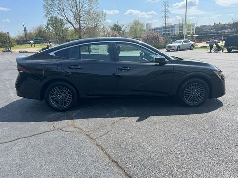 New 2026 Nissan Sentra SV w/ SV Convenience Package FWD image 10