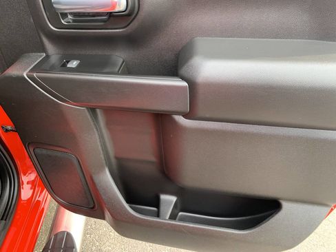 Used 2022 Chevrolet Silverado 2500 LT w/ Convenience Package image 31