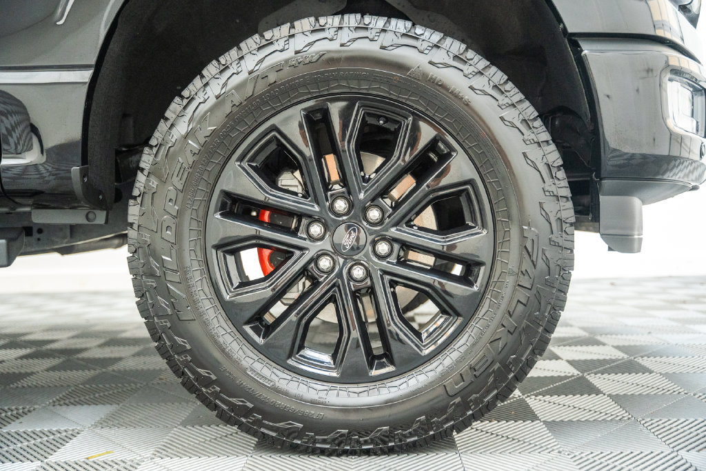 Used 2024 Ford F150 Lariat w/ Bed Utility Package AWD/4WD image 21