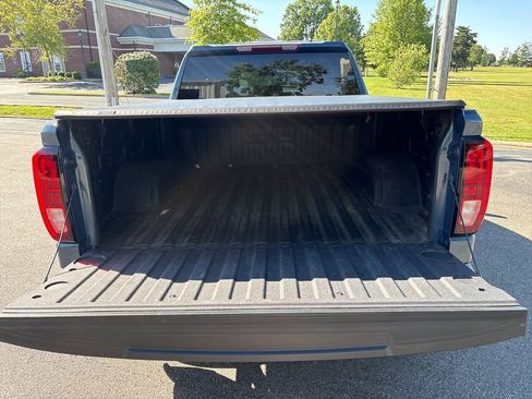 Certified 2024 GMC Sierra 1500 Elevation w/ LPO, Elevation Black Package AWD/4WD image 37